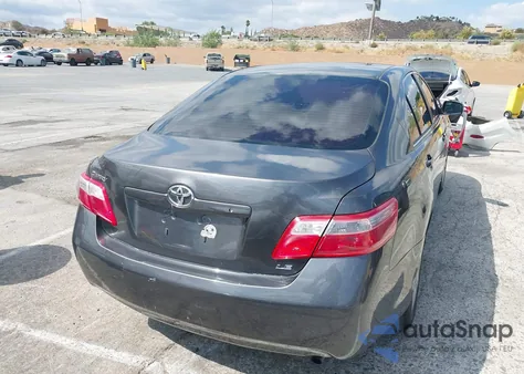 2008 Toyota Camry Le z USA, uszkodzony, nr VIN 4T4BE46K48R040582